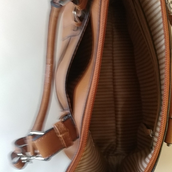 Handbag - Picture 4 of 5
